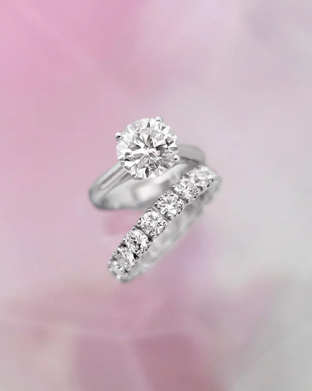 Every diamond is a new chapter in your endless love story.

#leopizzo #italianfabrica #highjewelryhouse
Collezione Diamanti 25546B-19223B