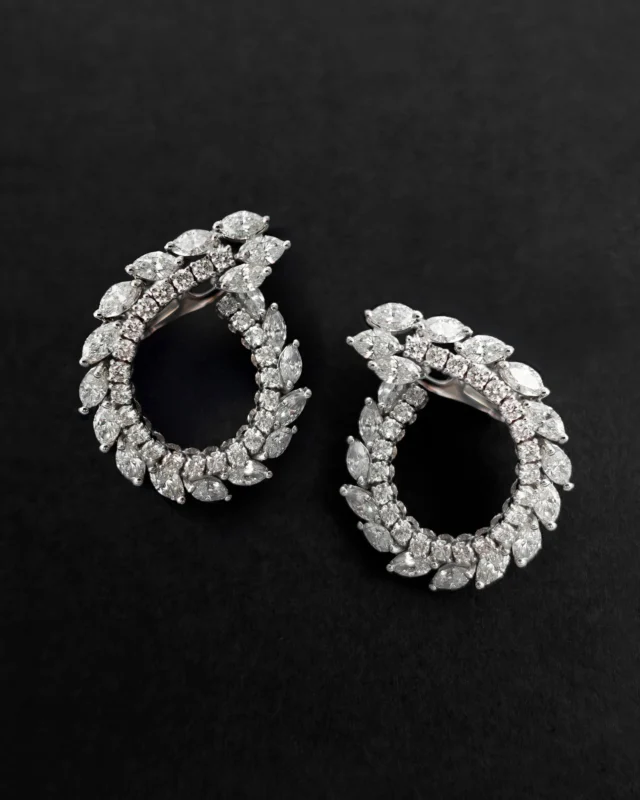 A sparkle with attitude. Elegance with an edge.#leopizzo #italianfabrica #highjewelryhouseCollezione Diva 26457BB2