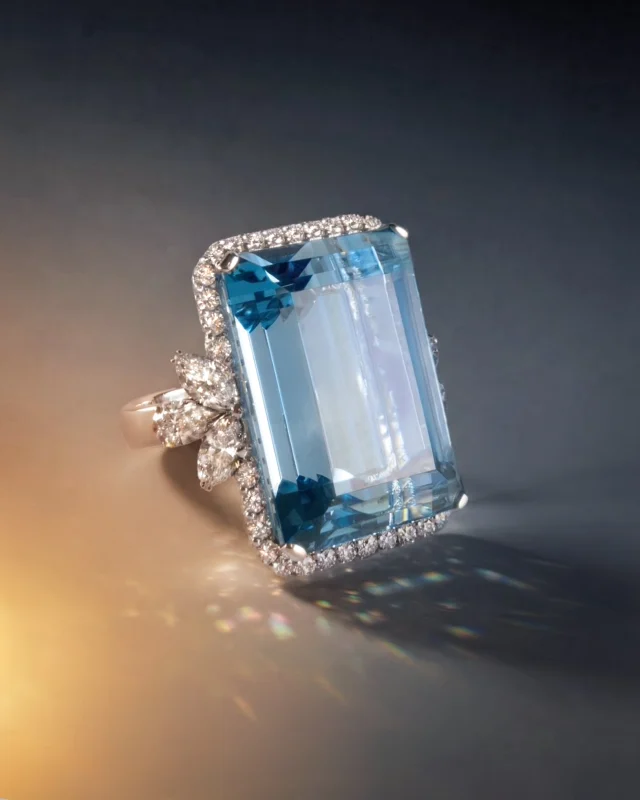 Leo Pizzo High Jewellery: 46 carats of pure intensity.
An extraordinary 46-carat natural aquamarine, emerald-cut to reveal its crystalline beauty and luminous blue hue, framed by a precious halo of natural diamonds in brilliant, pear and marquise cuts.

Collezione Gala 23911BAT